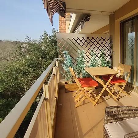 Nice Cocoon Near The Beach In Apartment *